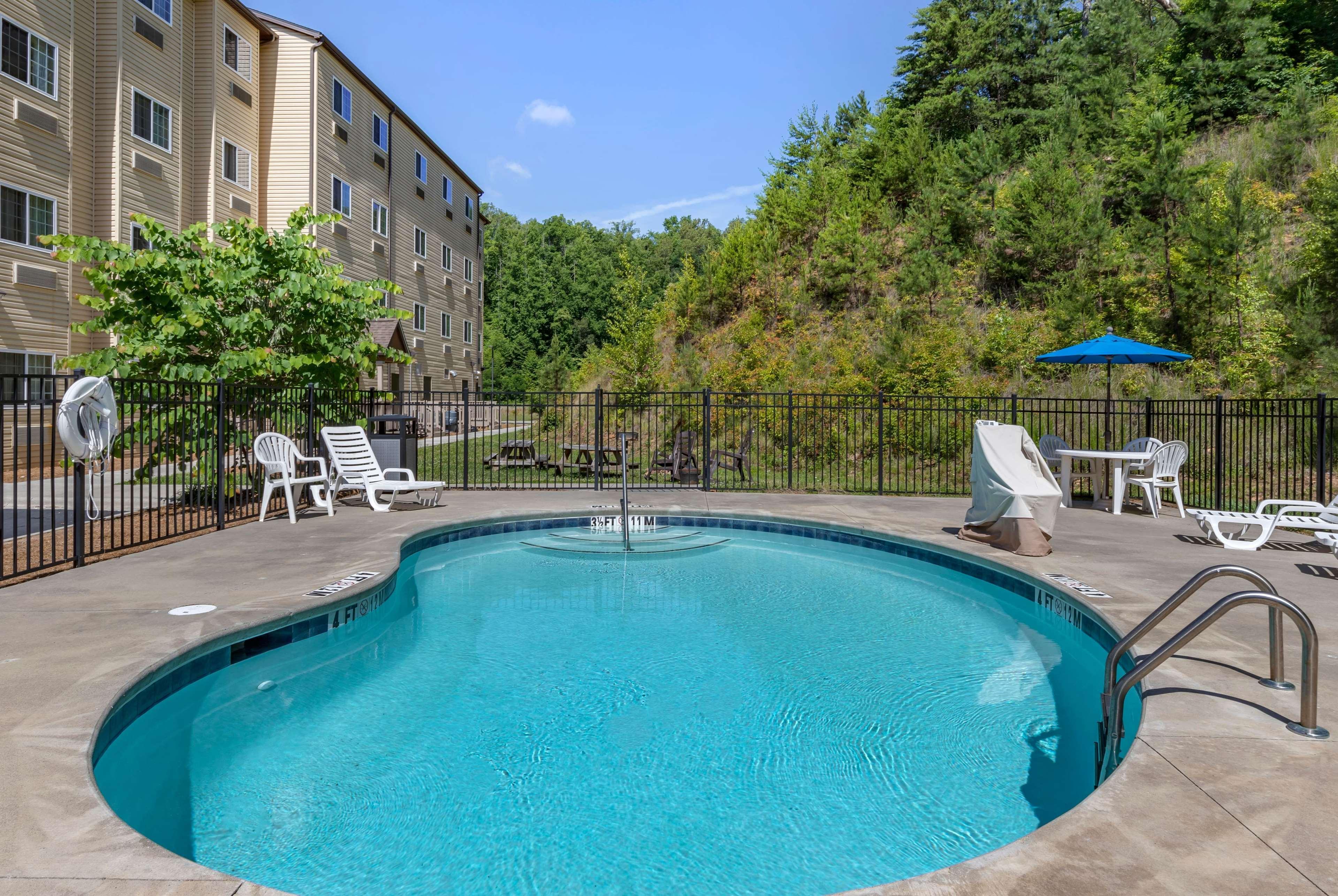 Microtel Inn & Suites Dillsboro/Sylva Exteriér fotografie
