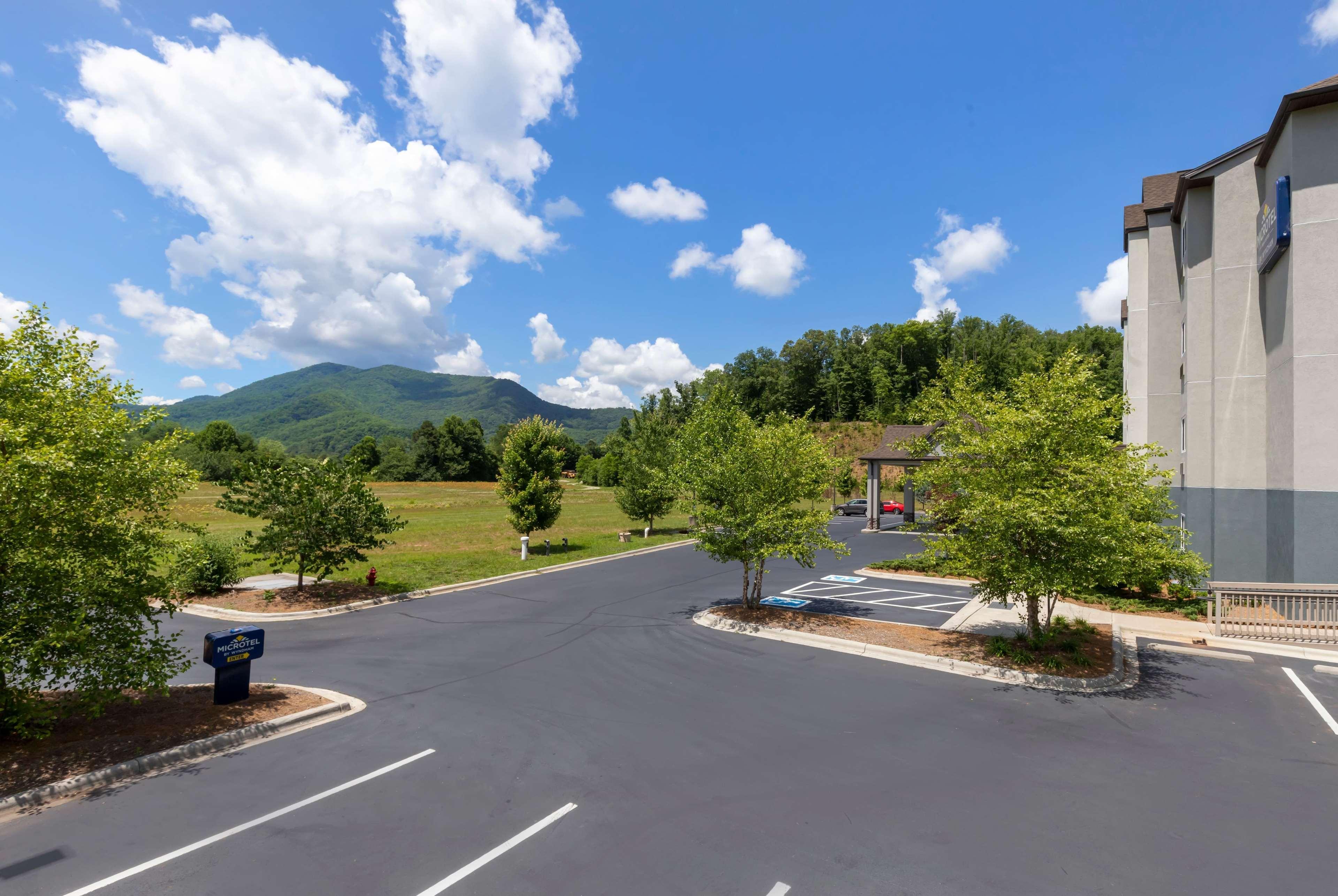 Microtel Inn & Suites Dillsboro/Sylva Exteriér fotografie