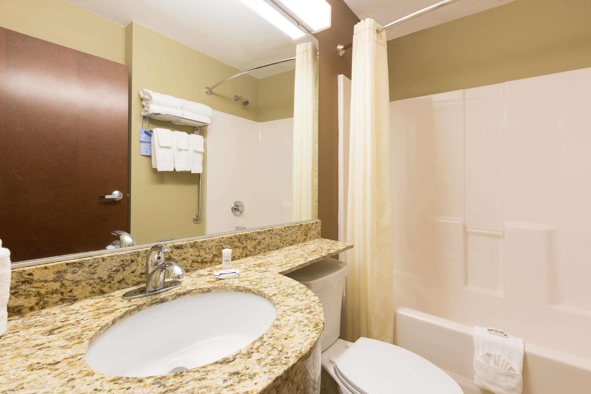 Microtel Inn & Suites Dillsboro/Sylva Exteriér fotografie